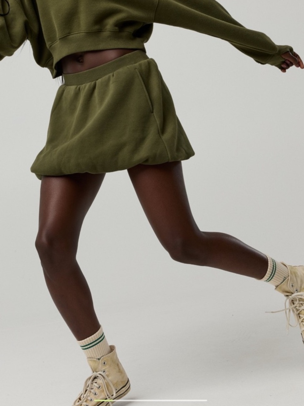 OFFLINE aerie Cloud Fleece Bubble Skort in Military Green Sz Med SUPER SOFT NWT - Picture 4 of 6